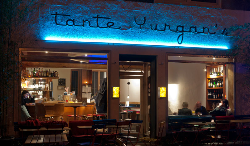 Tante Yurgans Cafe